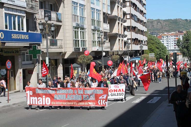 2016 05 01 ManifaPrimeiroMaioOurense02.JPG